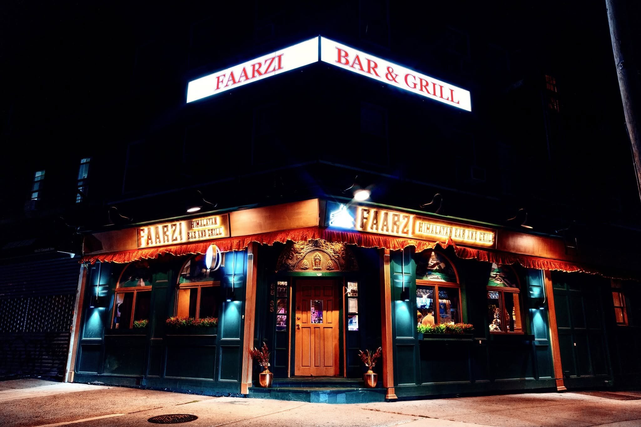 Faarzi Himalayan Bar and Grill logo