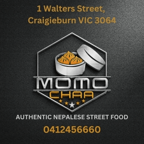 MOMO CHAA logo